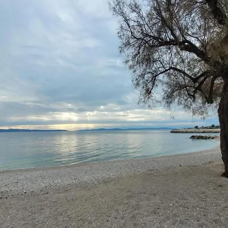 In Near Ba Vice Beach, Cleaning Included