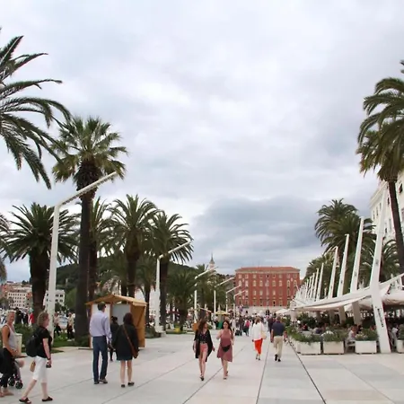Apartament Apartment In Split Near Ba Vice Beach, Cleaning Included Split